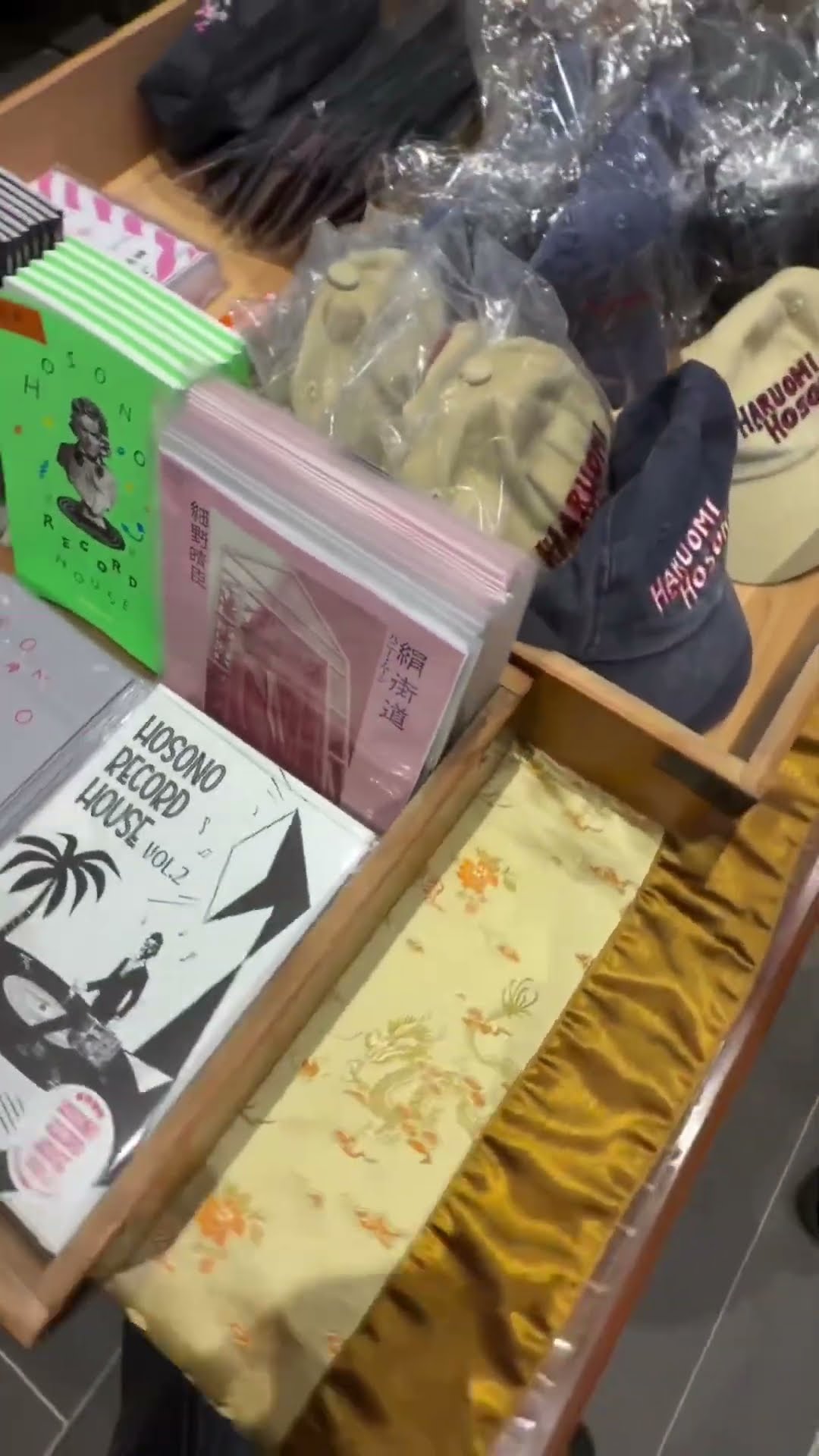 細野晴臣 CHINA TOWN POP-UP🐉🥢 - YouTube
