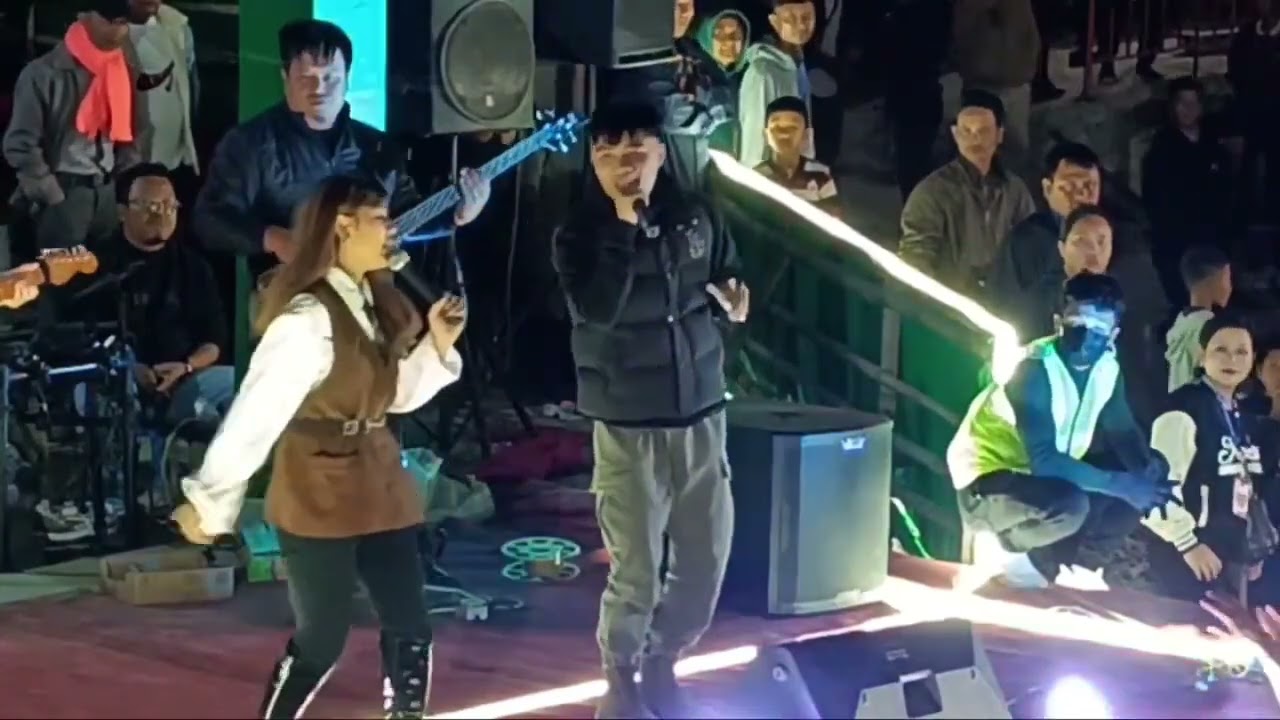 Duet:- J.LALROSANGA LEH ANGELA MALSAWMPARI( Di chambawihpui) mawi lutuk.