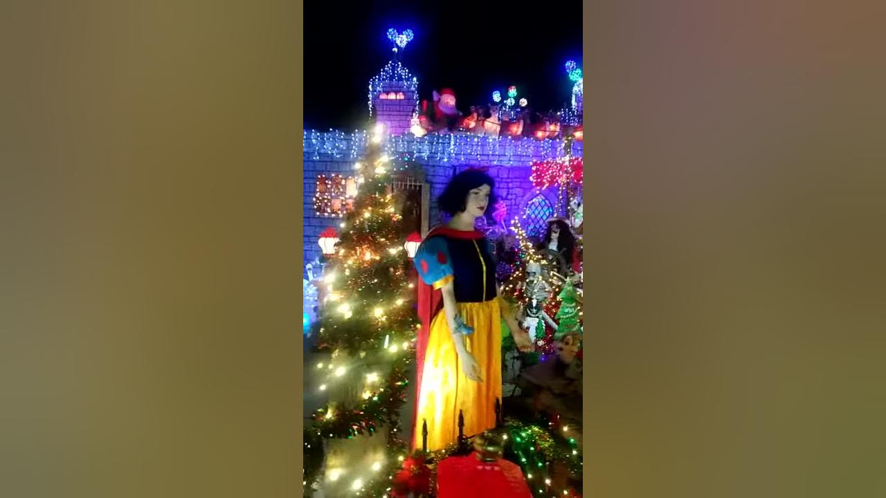 Christmas lights in Burbank, CA YouTube