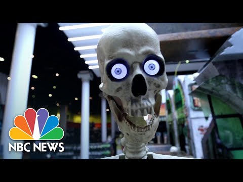 Shoppers Experience Halloween Supply Shortages