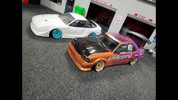 RC DRIFT - Toyota crown super saloon - Yokomo DIB (BID) RWD