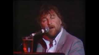 Chas and Dave - I Wonder In Whose Arms... (1986) chords