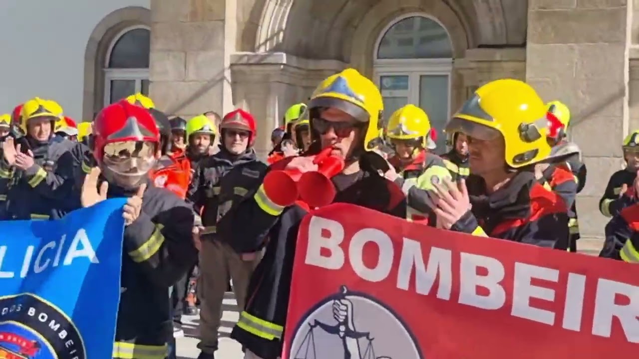 Bomberos de los GES de Galicia reclaman que Xunta y diputaciones asuman estos servicios