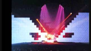 Comfortably Numb - Pink Floyd - The Wall Live 1980-81