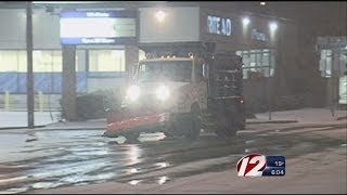 Crews Prepare Roads for Morning Commute