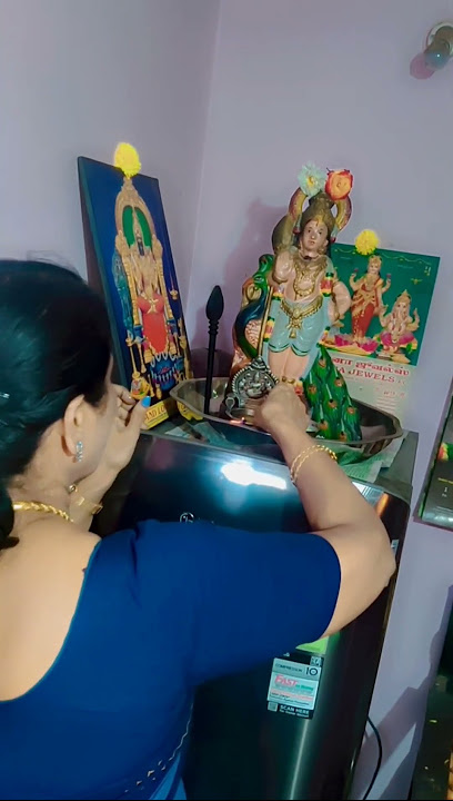 villakkertri vaikkiren vidiya vidiya eriyattum