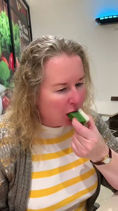 MUM tries MALAYSIAN KUIH for FIRST TIME Part 2 🤣🇲🇾