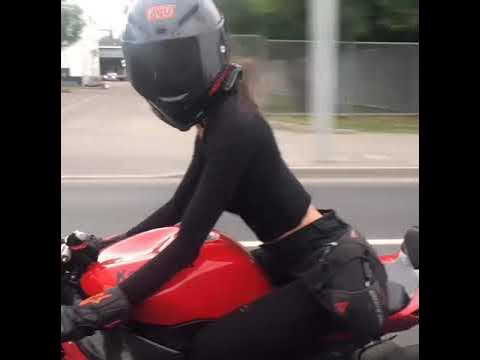 Kawasaki Ninja ZX 6r девушка