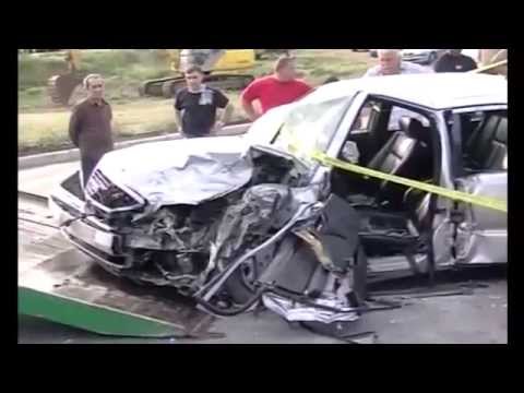 შეშელიძის ქუჩაზე ავტოსაგზაო შემთხვევა მოხდა SheShelidzis Quchaze Avtosagzao Shemtxveva Moxda