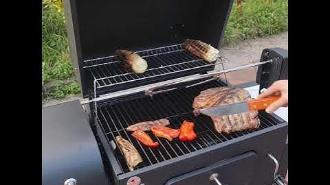 Món ngon tại nhà cùng bếp nướng than hoa xông khói LM212