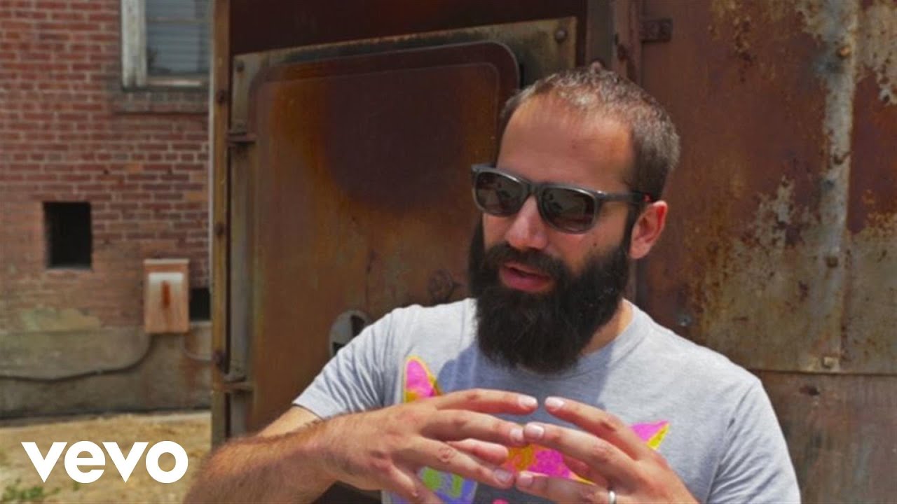 Capital Cities - Kangaroo Court (Behind The Scenes) Capital Cities - Kangaroo Court (Behind The Scenes)