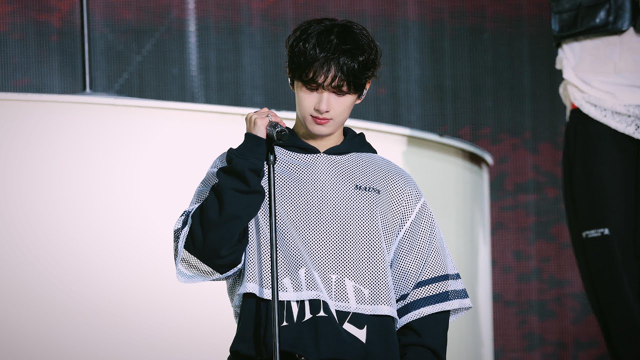 2025 세븐틴 준 JUN SEVENTEEN CARATLAND SOS 직캠 4K