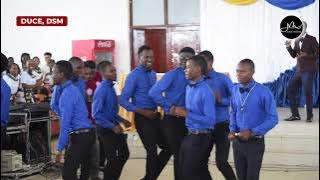 Kwaya ya Moyo Mt. wa Yesu DUCE walivyotoka Jukwaani Uzinduzi wa DVD ya Mchungaji Mwema - DUCE
