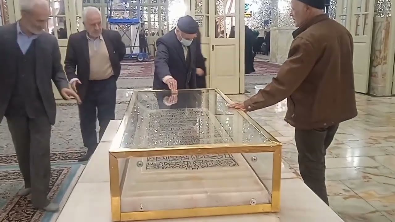 حرم امام رضا علیه السلام رواق امام خمینی (ره)