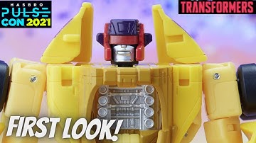 Transformers Generations Legacy Dragstrip Figure First Look | Hasbro Pulse Con 2021