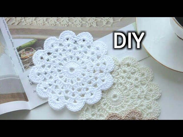 Crochet Doily, Crocheted Placemat, White Square Doilies, Vintage Linens  17197