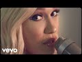 Gwen Stefani - “Slow Clap” (Video) 
