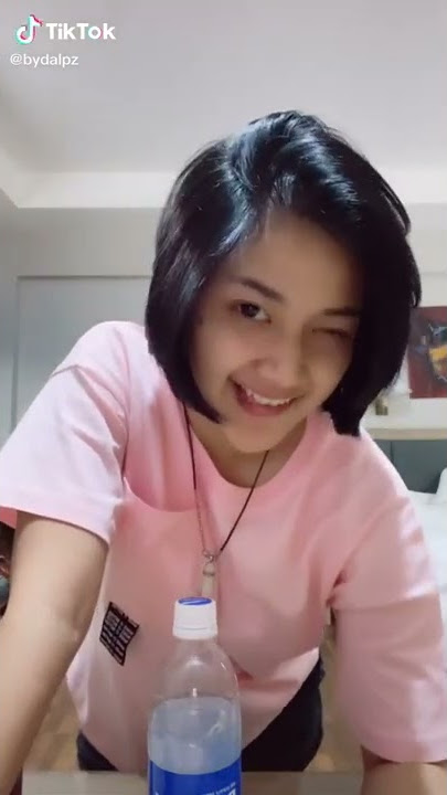 Polwan cantik lagi tik tok bikin greget