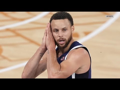 Stephen Curry scores
