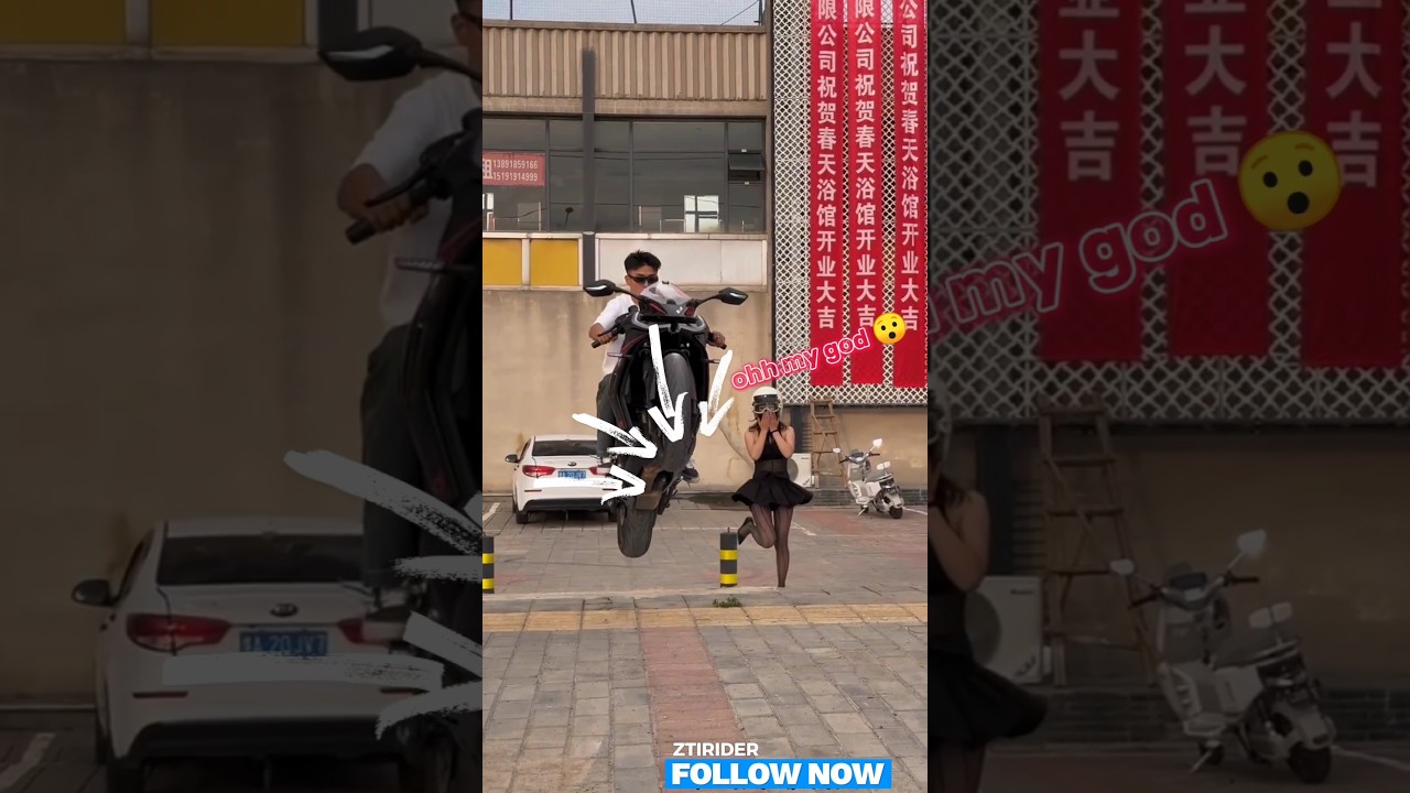 she thinks I am noob rider 🏍️😎 look her reaction #race #ktm #racelover #ktmlover #bikergirl #fyp