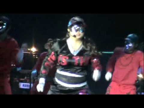 Marissa Sanchez in Jabbawockeez