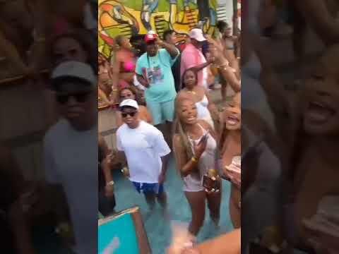 baikoko uchi twerk rombosa lap dances live in swimming pool and