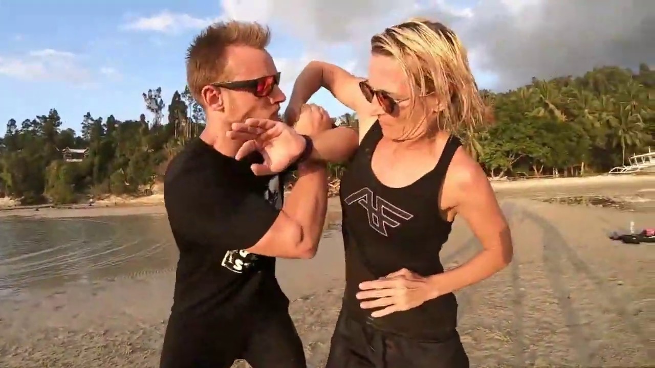 KNIFE FIGHTING KALI MARTIAL ARTS, STUNT DEMO / PALAWAN PHILIPPINES