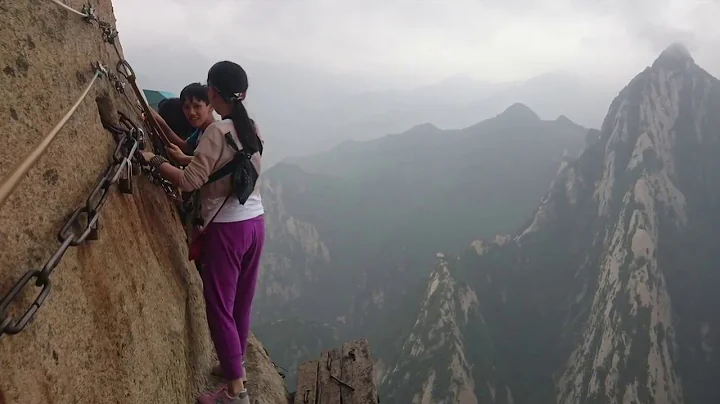 Mount Huashan - Tackling the world’s ‘most dangerous’ trek