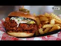 Hattie B's Hot Chicken in Nashville | Worth the Wait?