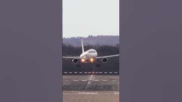 Airbus A321 Crosswind Landing #shorts