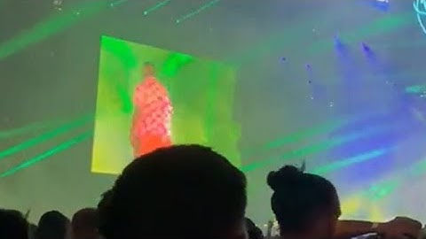Kid Cudi walks off stage after people kept throwing things at him during his Rolling Loud set