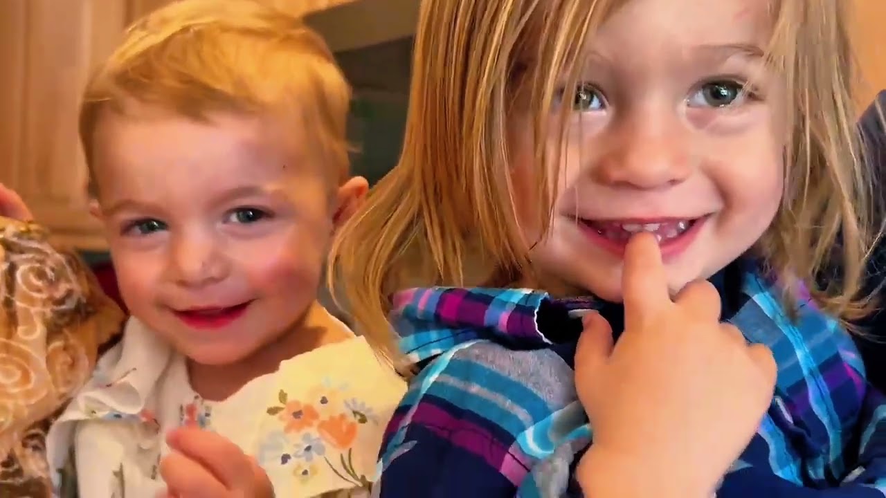 When the baby finds money in an egg 