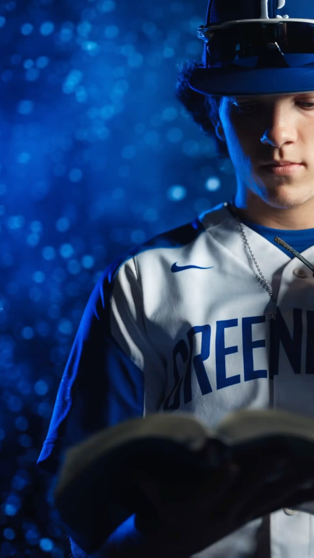All the athletes wanted photos with their bibles! #sportsphotographer #photoshoot #bible