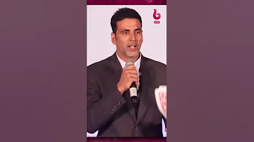 شاهد كيف تصرفت شيلبا شيتي عندما اجتمعت مع حبيبها السابق أكشاي كومار أمام وسائل الإعلام 