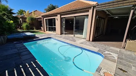 5 Bedroom, 4 Bathroom House, Pecanwood Golf Estate