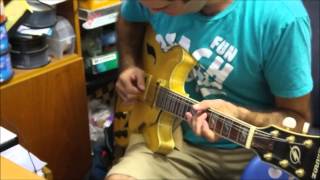 Video thumbnail of "Jamming with Blues in A minor Backing Track"