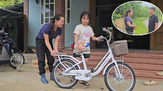 SOM bought her daughter a new bicycle. An went to talk to SOM about money. screenshot 2