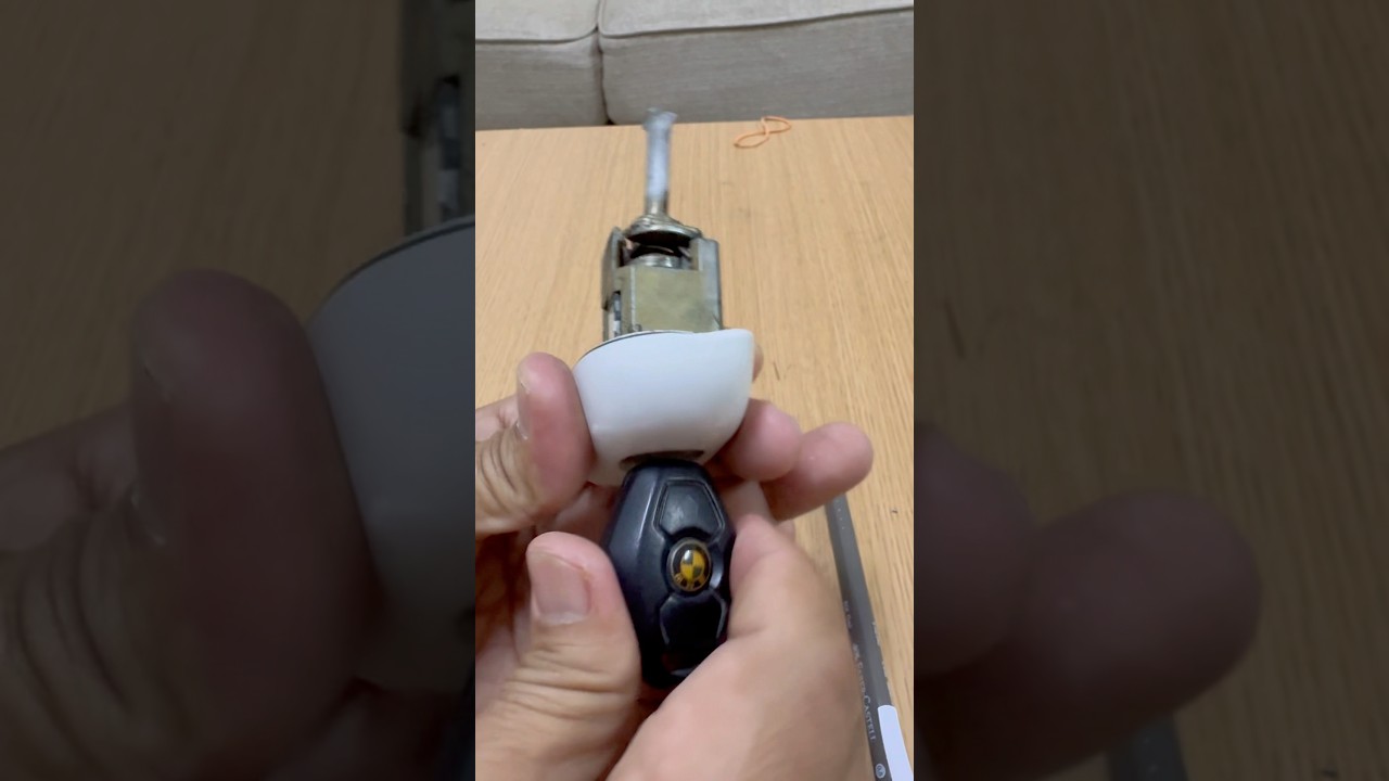 Classic E46 issue &mdash; door lock spinning freely! Turns out the internal latch broke