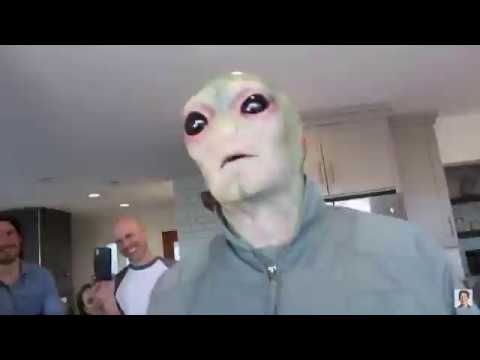 David Dobrik- Jason Nash Scares People With Alien Makeup