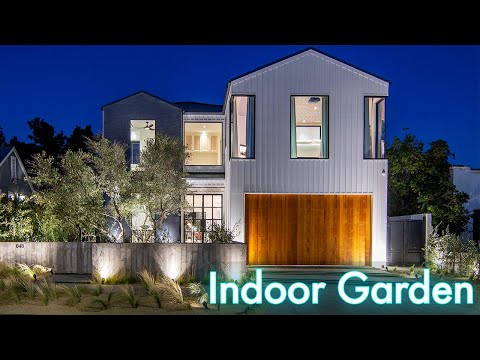 Los Angeles Modern Farmhouse with Exquisite Finishes