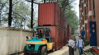 Moving 40′ft shipping containers by Forklift by M/S KARIM ENTERPRISE 3,613 views 3 years ago 1 minute, 13 seconds