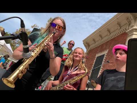 video:BNM's Fuzz covers