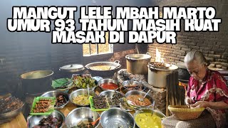 SUDAH LEBIH DARI 70 TAHUN MANGUT LELE MBAH MARTO KULINER LEGEND DI JOGJA