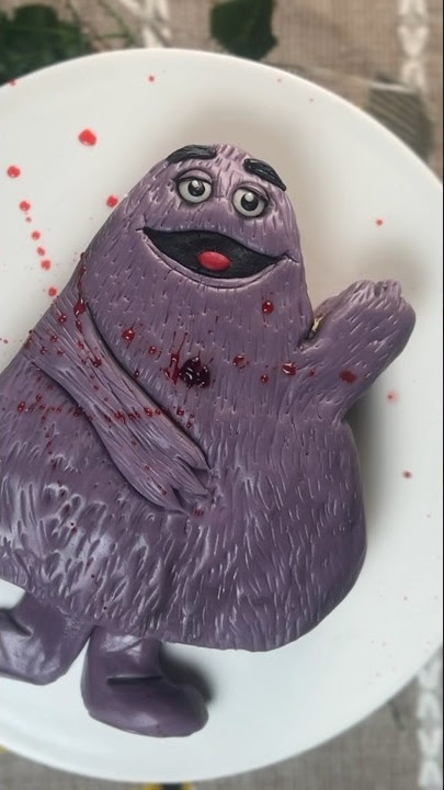 Grimace Shake Cake! 😠#grimaceshake #grimace #mcdonalds #shorts