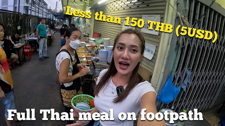 NO tourist here yet!!! Try it to experience Bangkok real street food: