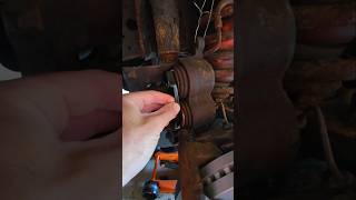 Life Hack?.. Or Golden BB?.. #f350 #powerstroke #brakes