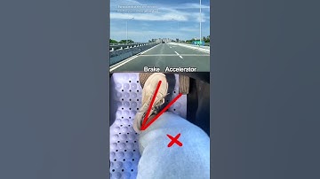 Maintain correct foot posture when driving! #car #driving #manual #tips #howto #drive #skills