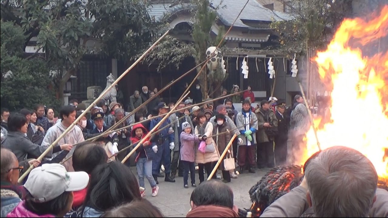 どんど焼きをする東京都内の神社おすすめ アクセス方法は 季節お役立ち情報局 どんど焼きをする東京都内の神社おすすめ アクセス方法は 季節お役立ち情報局