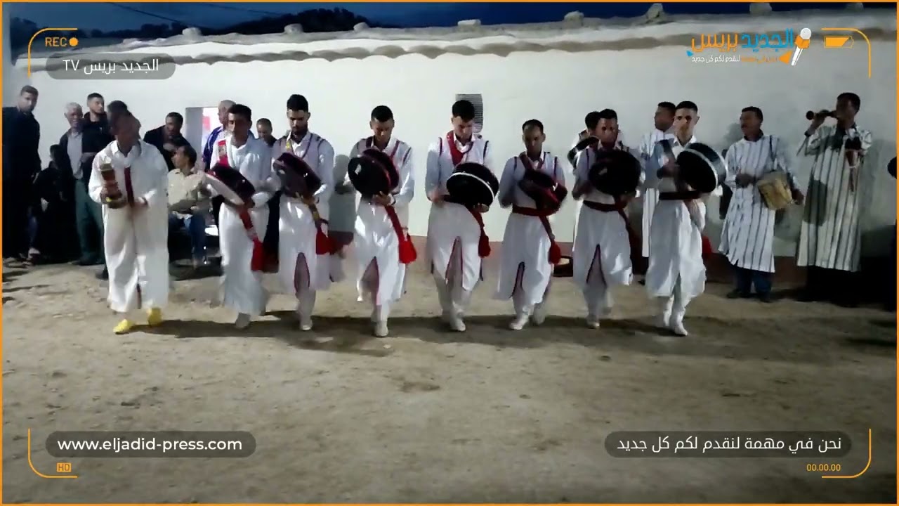 رقصات بهلوانية مع الهياتة فولاد جامع روعة الابداع الفلكلوري بجهة فاس مكناس