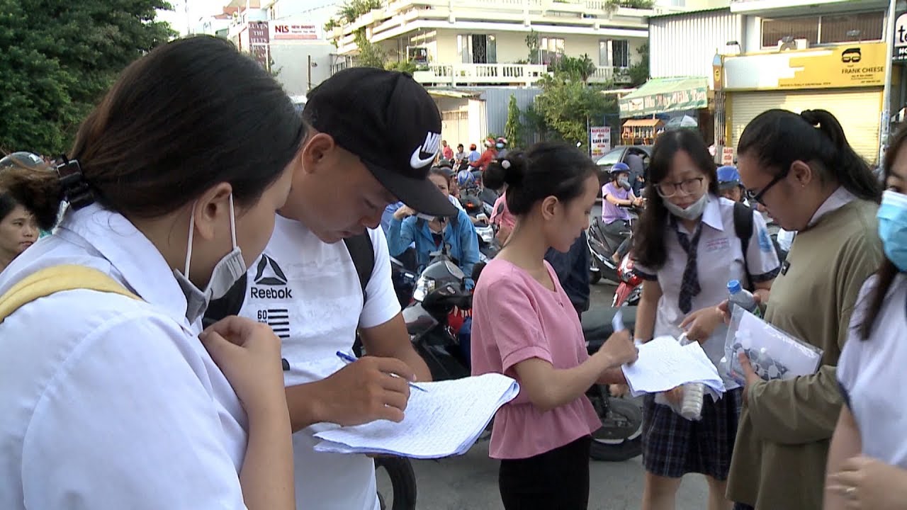 Góc nhìn trưa nay | Điểm chuẩn ĐH 2019 có thể tăng từ 0,5-2,5 điểm - youtube